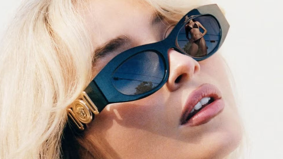 Sabrina Carpenter Shines as the New Face of Versace’s Iconic Sunglasses
