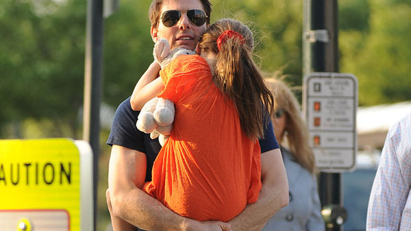 Tom Cruise Reunites with His Daughter in Style Wearing Iconic Ray-Ban RB3025 Aviators