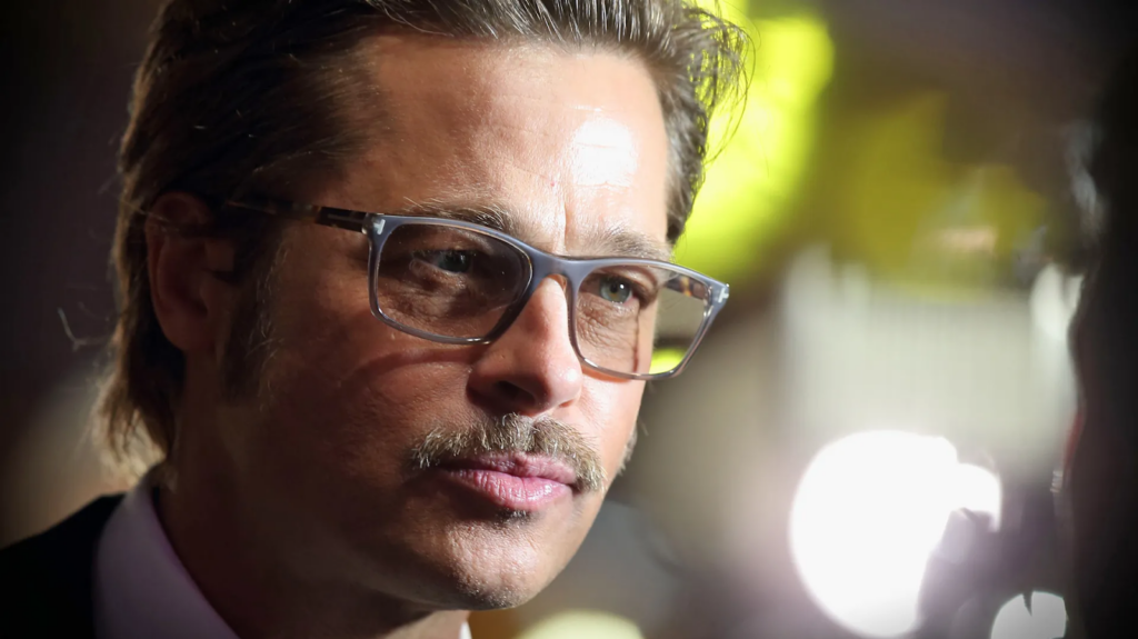 Brad Pitt Dons Tuxedo and Tom Ford Glasses for ‘Fury’ Premiere