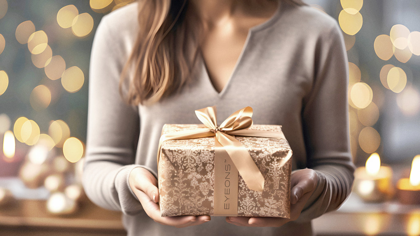 Stylish Eyewear Gifts for the 2023 Holidays