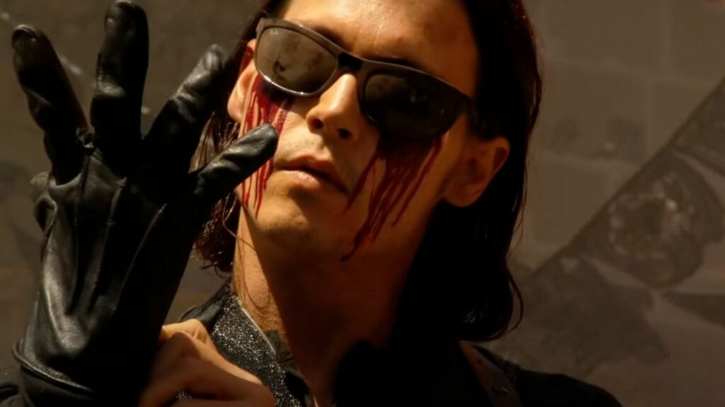 Johnny Depp’s “Once Upon a Time in Mexico” Style: The Ray-Ban Connection