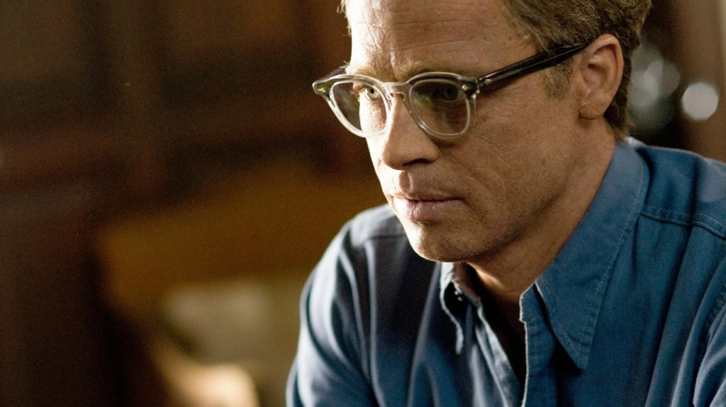 More of ‘Benjamin Button’ Eyewear: Brad Pitt in Moscot Lemtosh