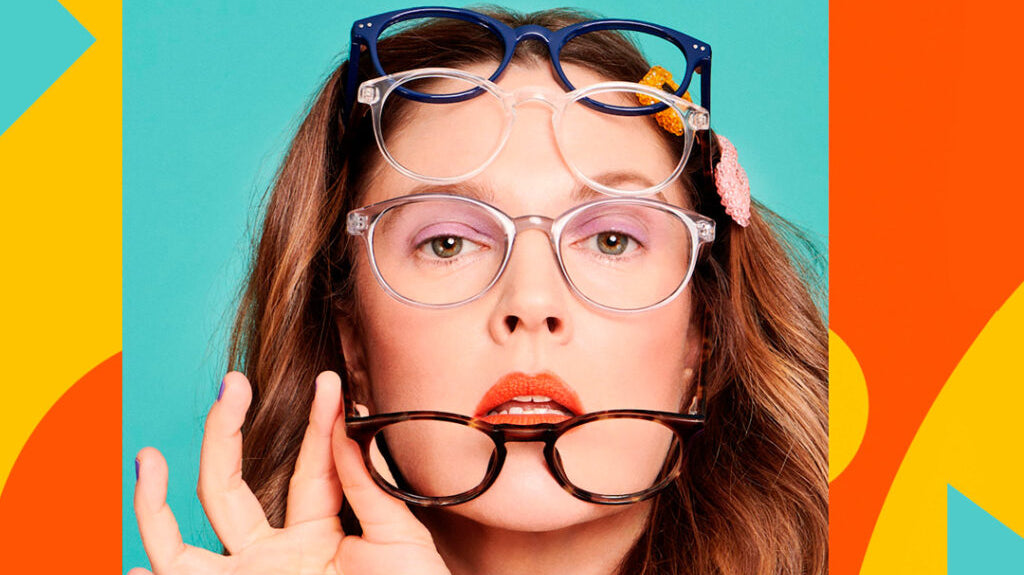 Drew Barrymore starts new collection of glasses