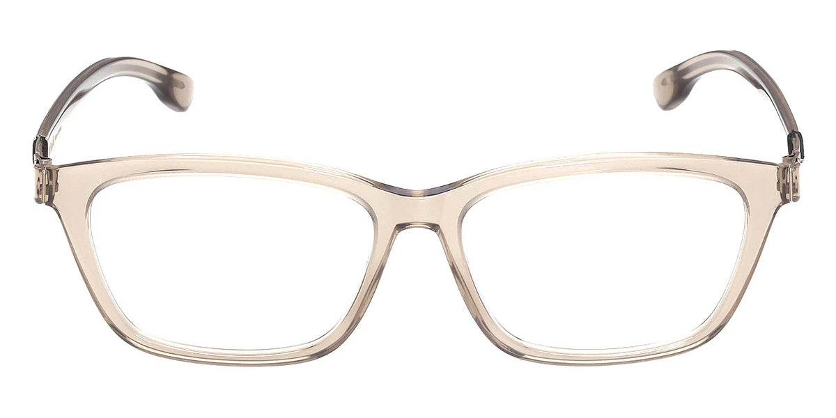 ic! berlin - Cynthia