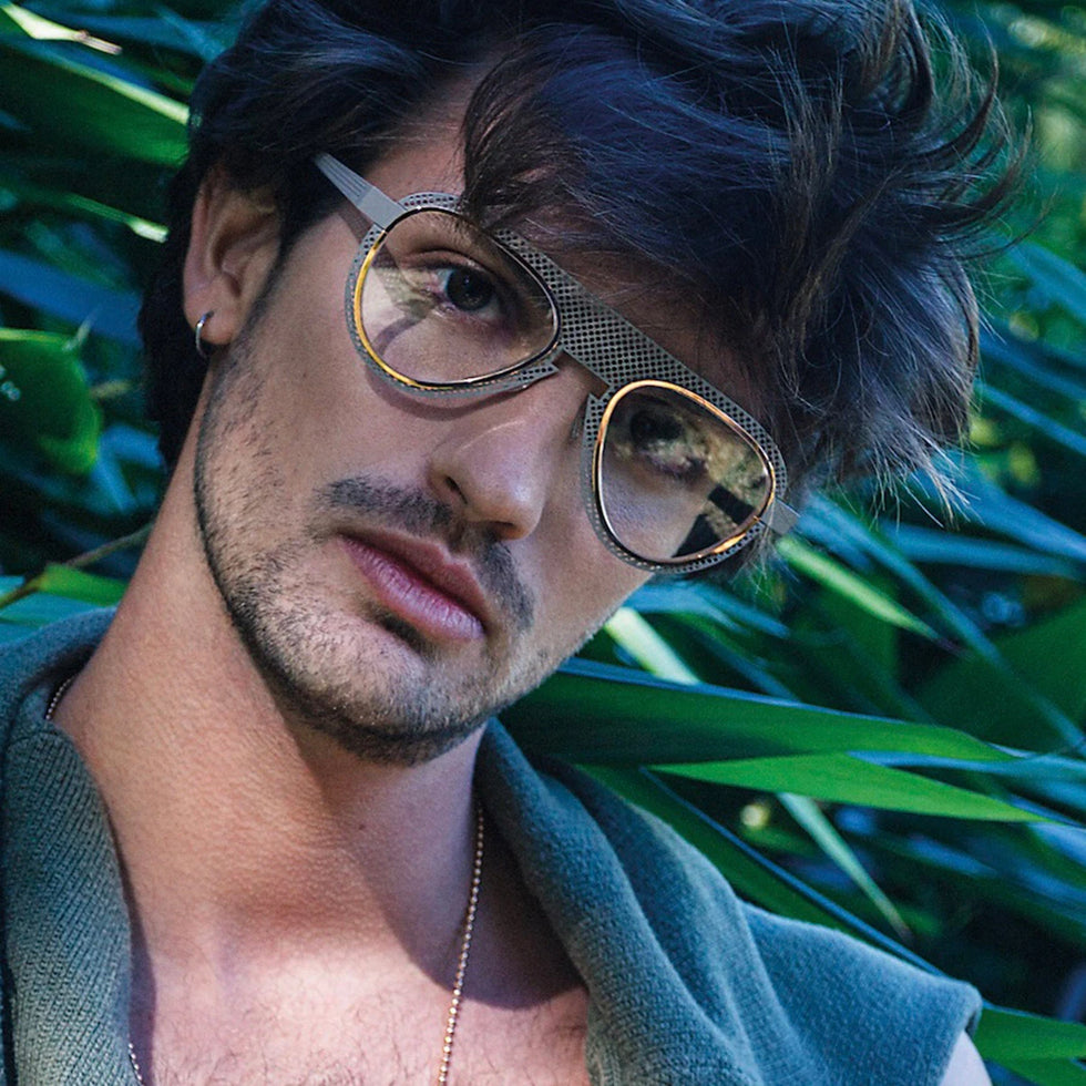 Sabine Be - Be Legend Hole