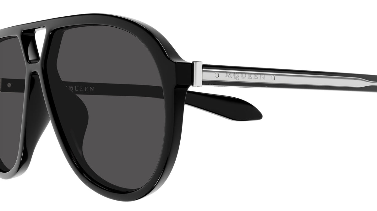Alexander McQueen AM0586S 001 59 - Black / Gray #id:am0586s001_s:100110