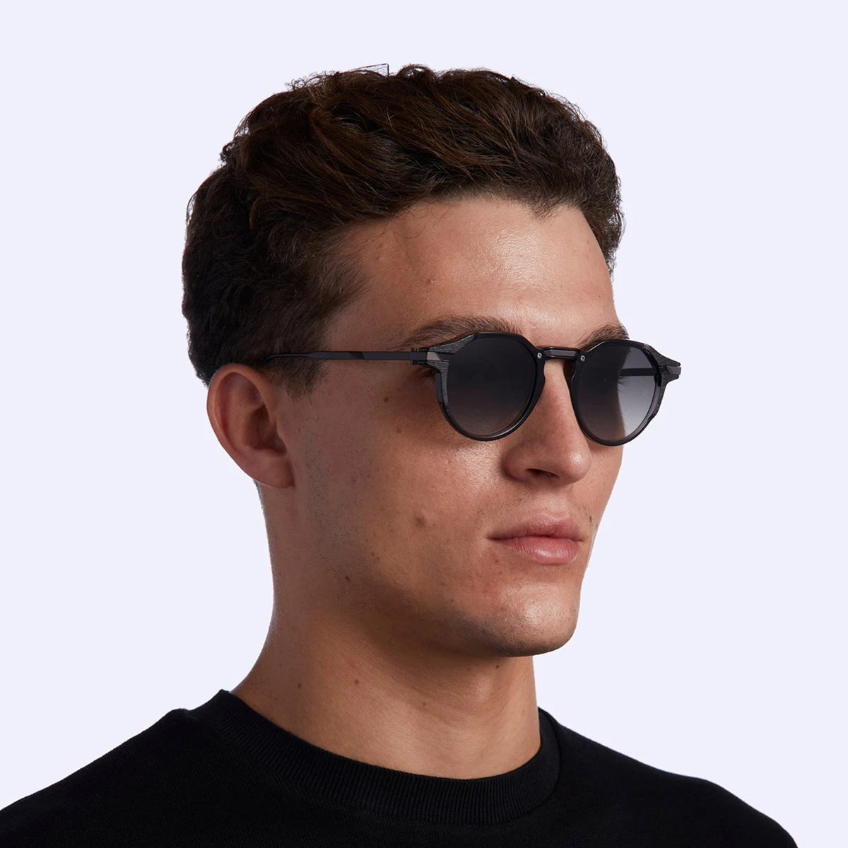 Movitra - AM 03 D Sun