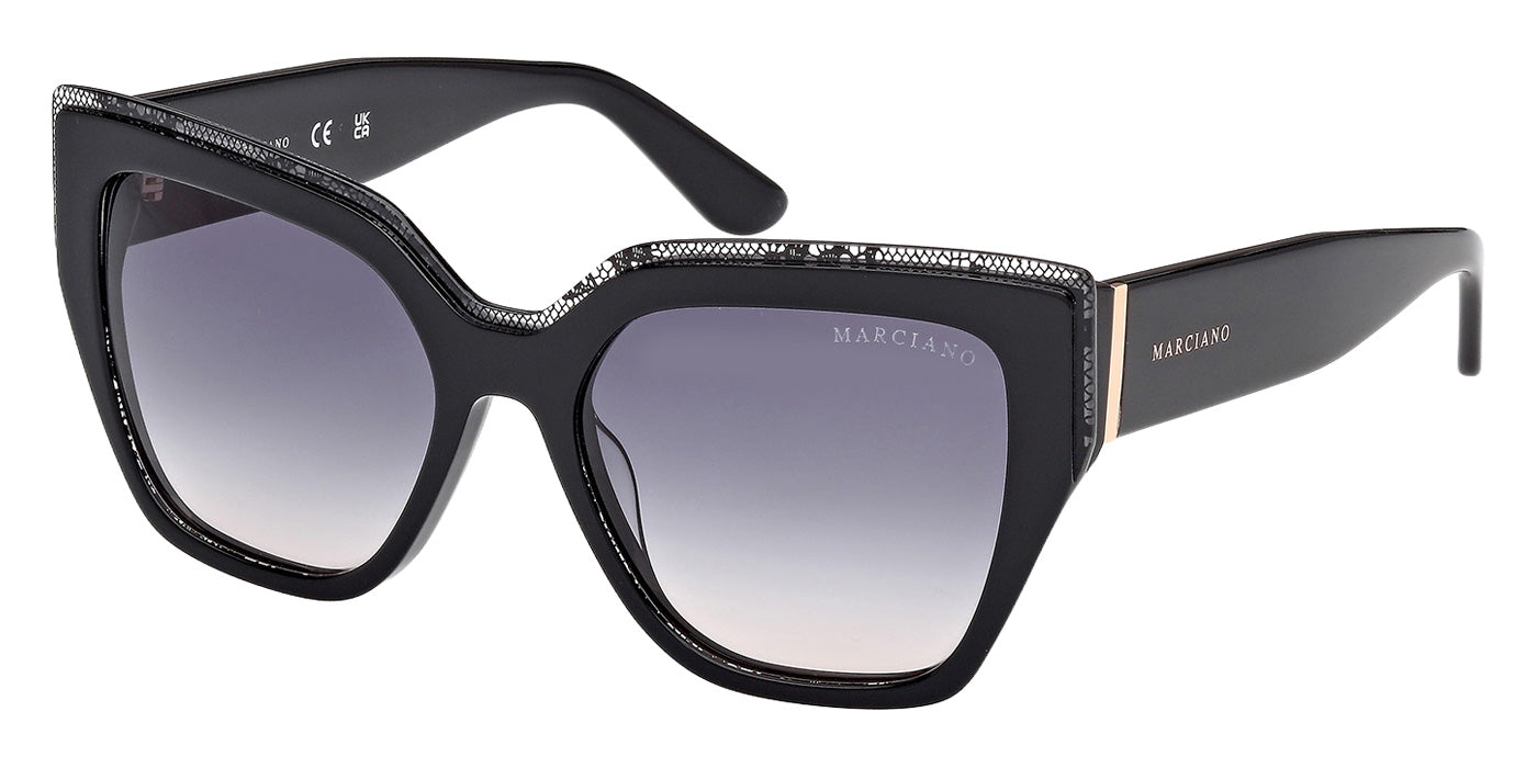 Marciano GM00029 01B 53 - Shiny Black / Gradient Smoke #id:gm0002901b_s:100105