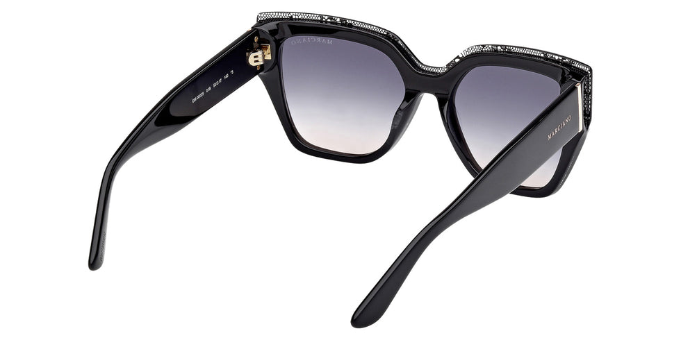 Marciano GM00029 01B 53 - Shiny Black / Gradient Smoke #id:gm0002901b_s:100125
