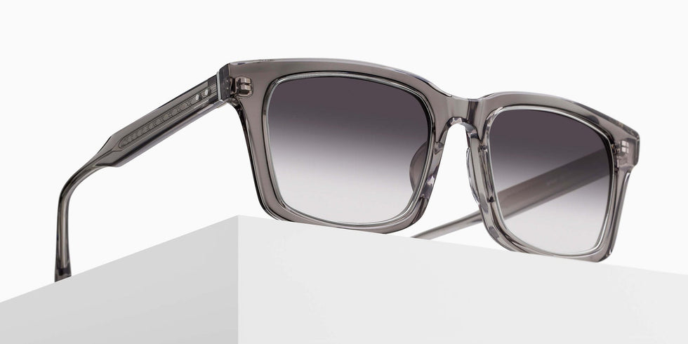 Matsuda M1040 54 - Gray Crystal / Gray Gradient #id:m1040greycrystalgreygradientsunglass_s:106105
