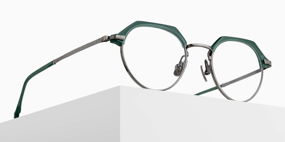 Matsuda M2064 48 - Matte Bottle Green/Antique Silver #id:m2064mattebottlegreenantiquesilverclearlensoptical_s:102105