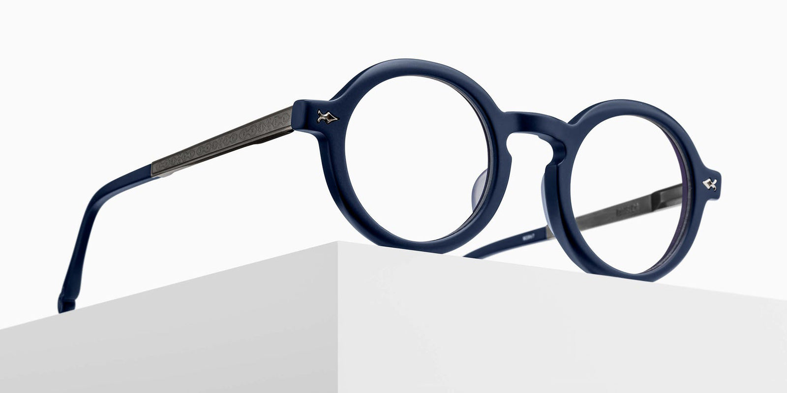 Matsuda M2067 46 - Matte Navy/Antique Silver #id:m2067mattenavyantiquesilverclearlens46_s:102105
