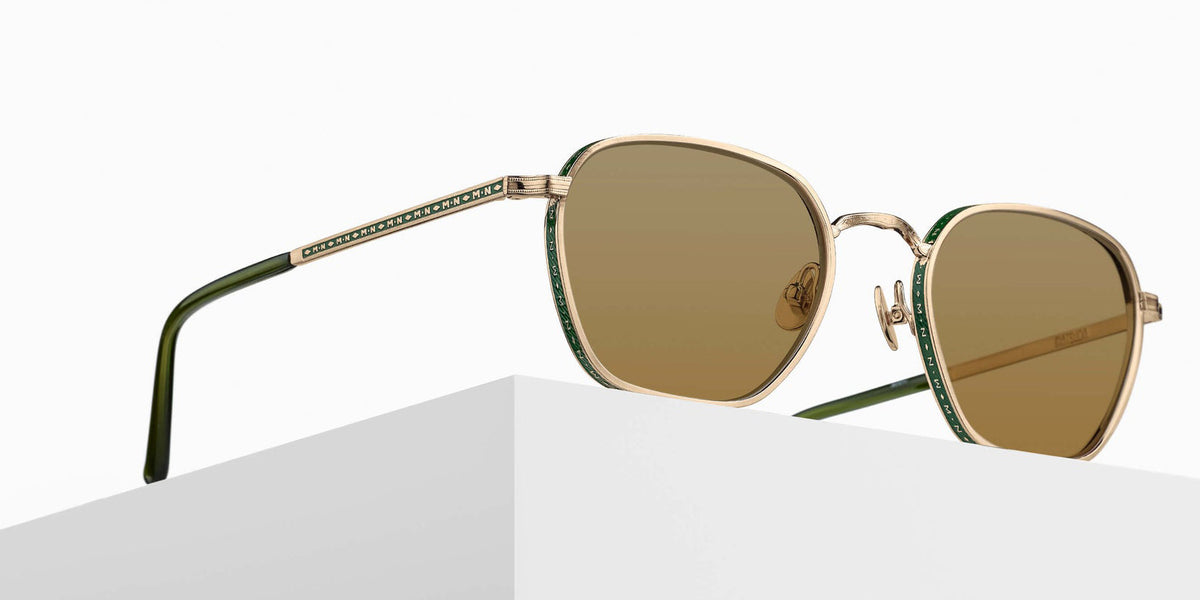 Matsuda M3101 Sun 52 - Brushed Gold-Green / Brown Gradient #id:m3101brushedgoldgreenbrowngradientsunglass_s:100105
