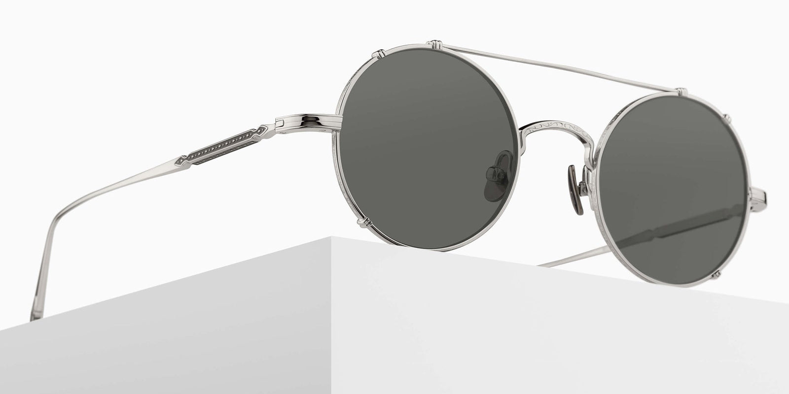 Matsuda M3143 46 - Palladium White / Gray #id:m3143palladiumwhitegreysunglass_s:102105