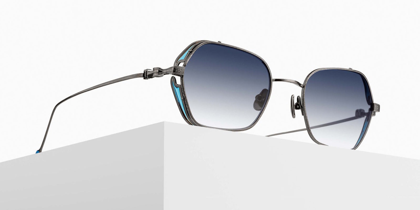 Matsuda M3153 49 - Antique Silver / Blue Gray Gradient #id:m3153antiquesilverbluegreygradient49_s:102105