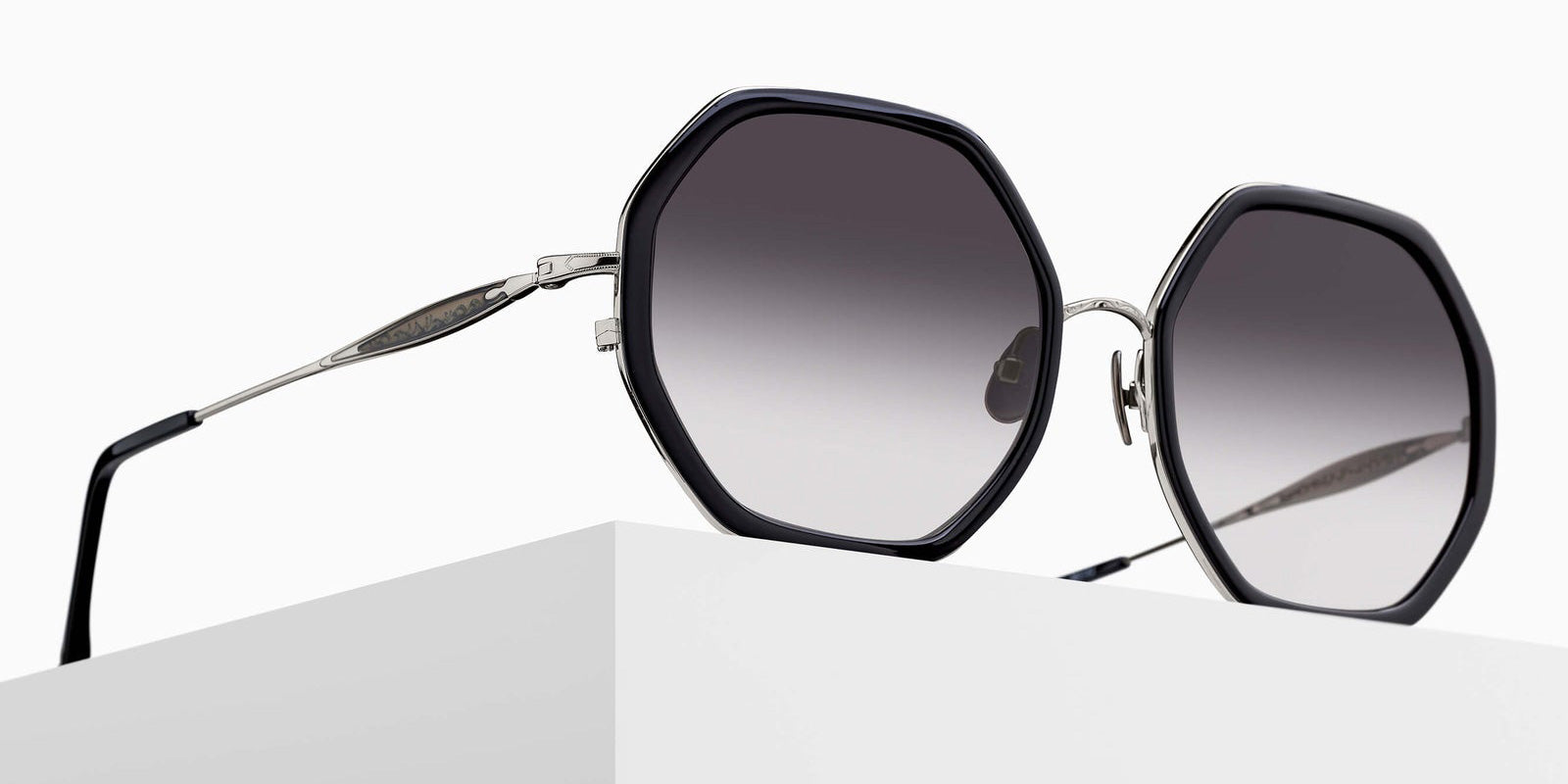 Matsuda M3162 54 - Palladium White/Black / Gray Gradient #id:m3162palladiumwhiteblackgreygradient54_s:102105