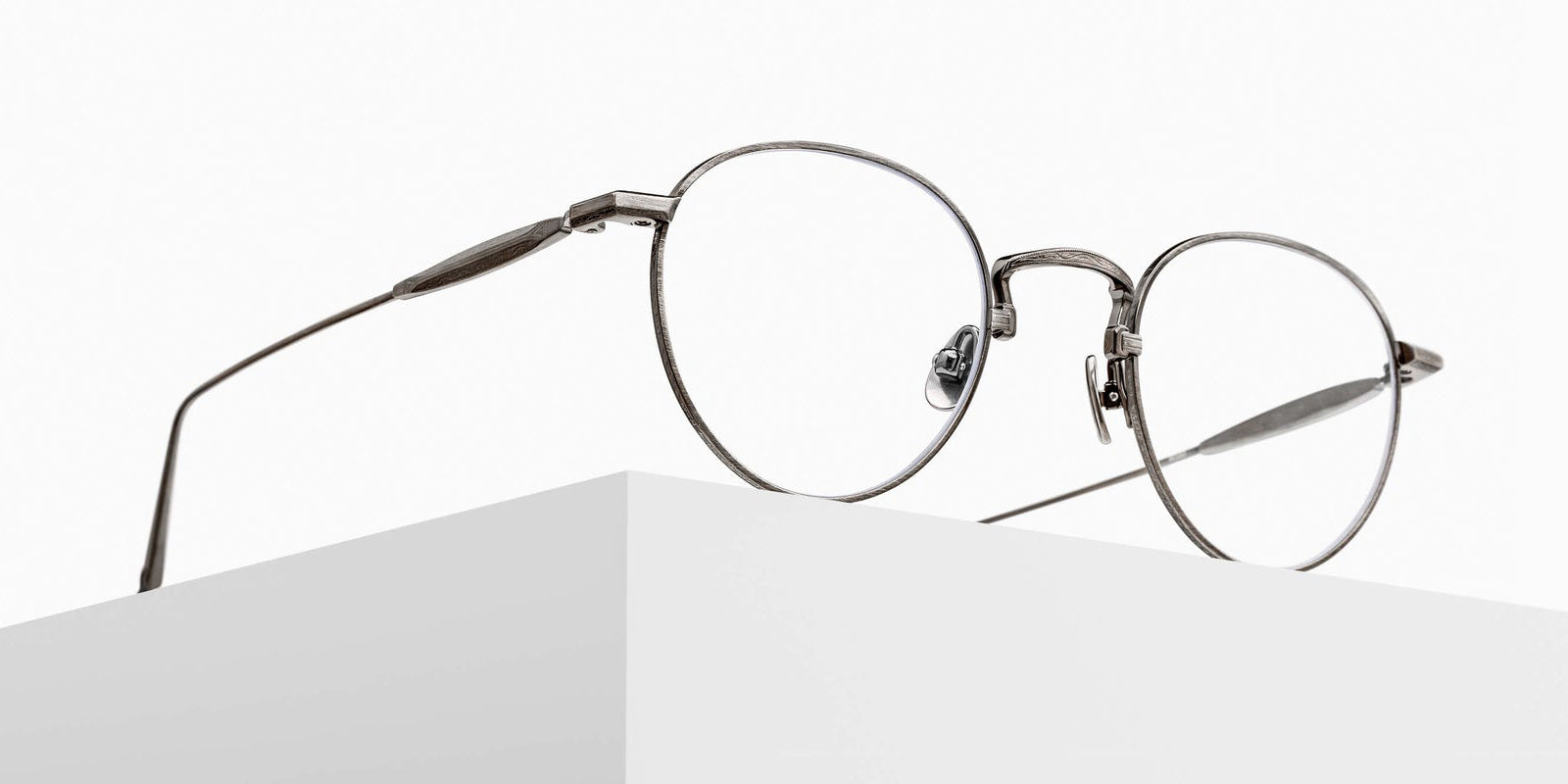 Matsuda M3165 48 - Antique Silver #id:m3165antiquesilverclearlens48_s:102105