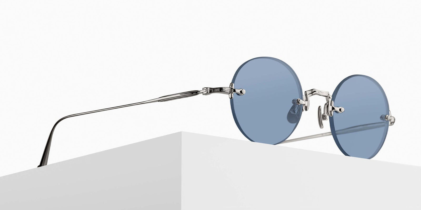 Matsuda M5007 47 - Palladium White / Cobalt Blue #id:m5007palladiumwhitecobaltbluesunglass_s:104105