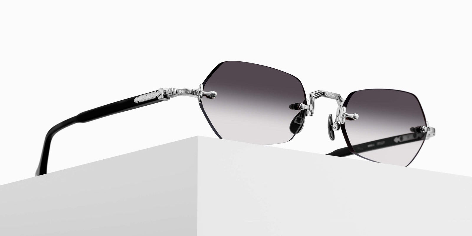Matsuda M5011 50 - Brushed Silver/Black / Gray Gradient #id:m5011brushedsilverblackgreygradient50_s:104105