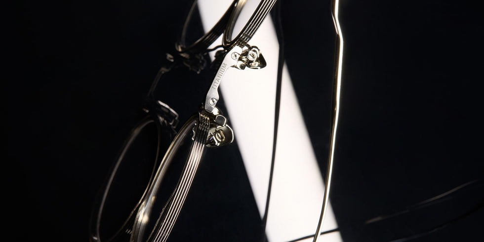 Movitra Nexus 05 45 - Crystal Light Gray #id:mvtnexus05crystallightgray_s:106135