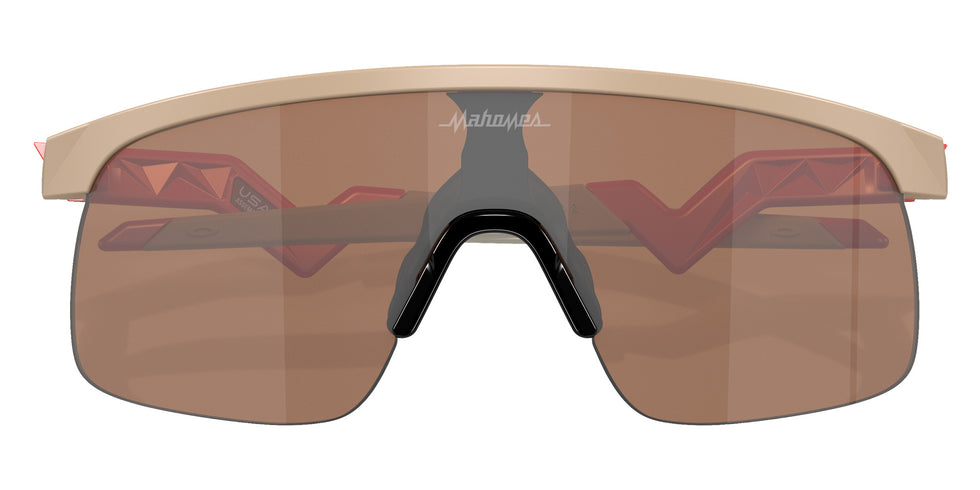 OAKLEY OJ9010 Resistor Patrick Mahomes II Collection 901017 123 - Matte Terrain Tan #id:oj9010901017_s:100135