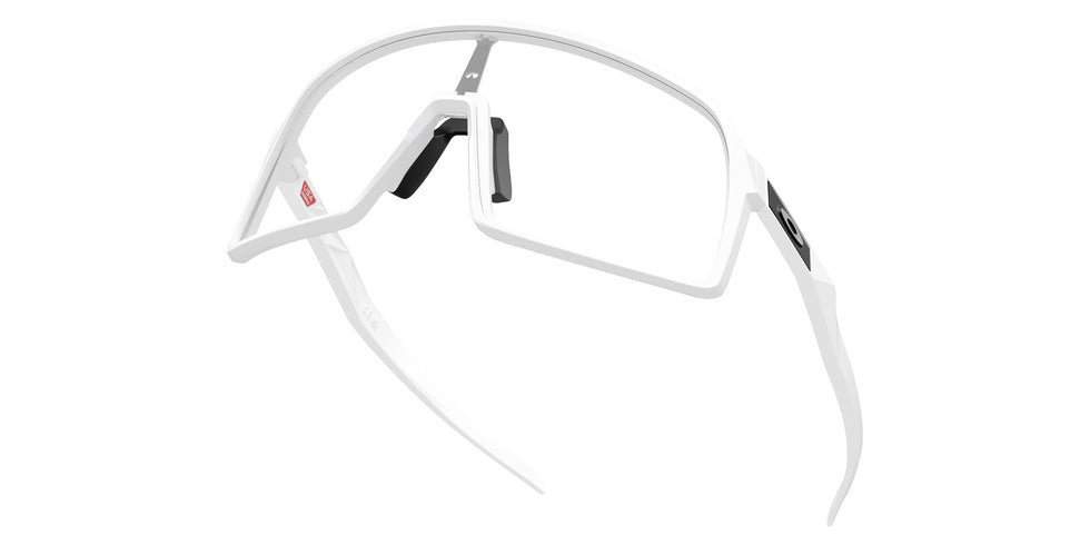 OAKLEY OO9406 Sutro 940699 137 - Matte White / Clear to Black Iridium Photochromic #id:oo9406940699_s:104125