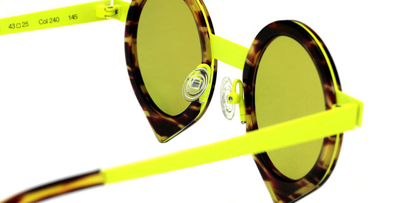 Sabine Be Be Yang Sun 240 43 - Tortoiseshell Veined Dark Shiny/Yellow Fluorescent Satin #id:sbebeyangsun240_s:100115