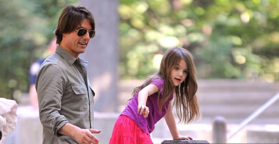 Tom Cruise and Suri’s Day Out in New York with Iconic Ray-Ban Aviators