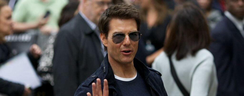 London Premiere Buzz: Tom Cruise and His Ray-Ban Aviators