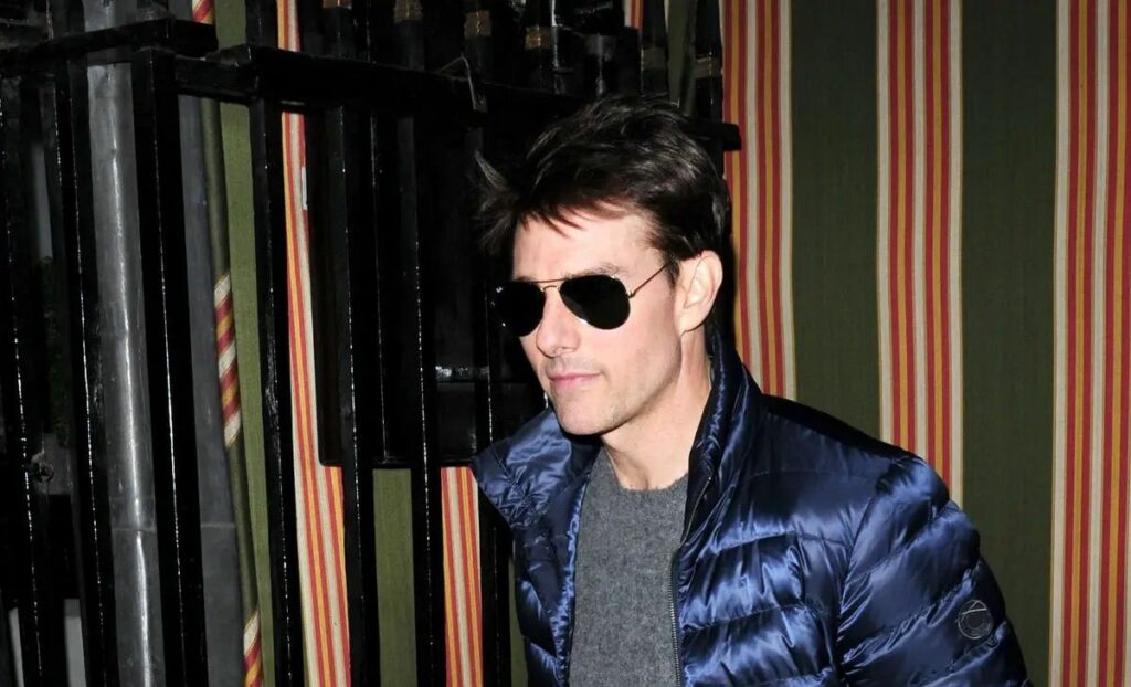 Star Power and Style: Tom Cruise’s Unforgettable Night in Ray-Ban RB3026