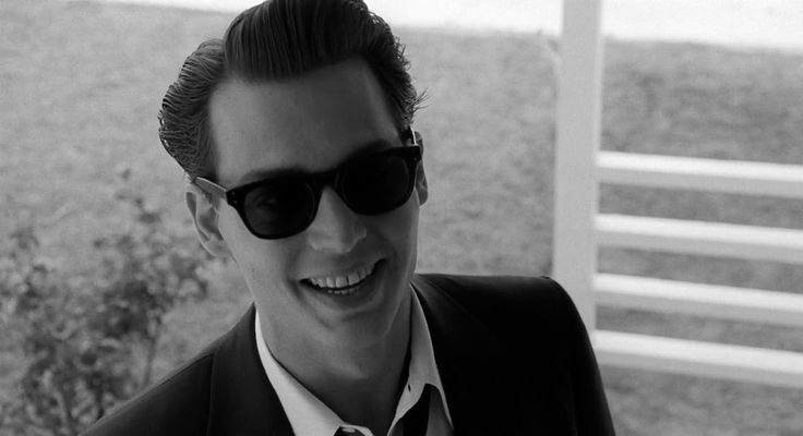 A Timeless Pairing of Style and Cinema: Johnny Depp Rocks Moscot Sunglasses in “Ed Wood”