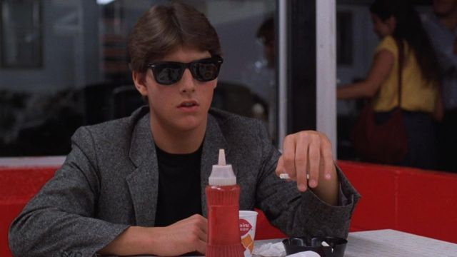 The Legendary Ray-Ban RB2140 Original Wayfarer Worn by Tom Cruise in Risky Business