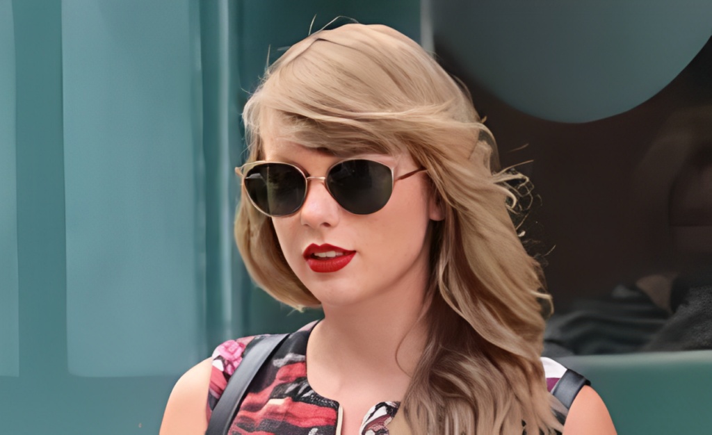 Taylor Swift Doesn’t Hold Back on Glamor with Linda Farrow Fontaine