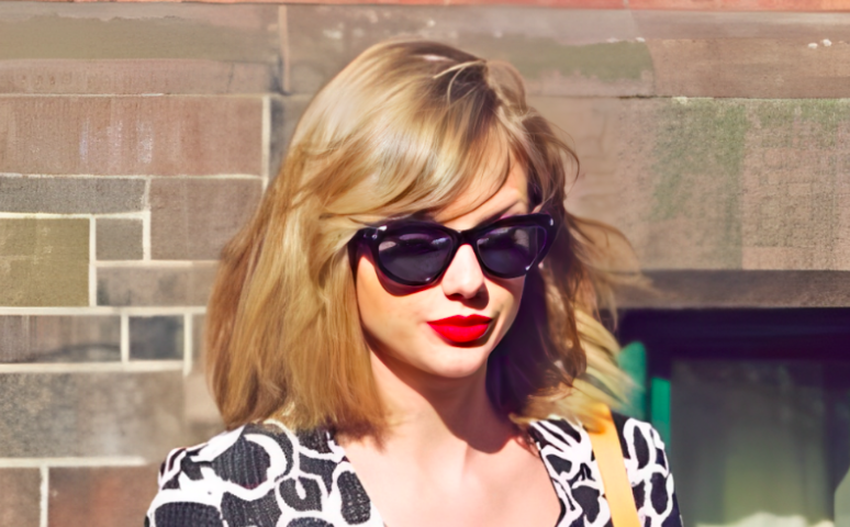 Taylor Swift Keeps Wearing Derek Cardigan 7005 Sunglasses: Spotted Again in New York