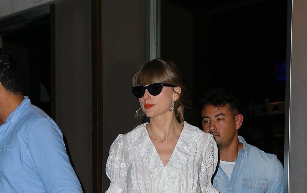 New York Glam: Taylor Swift’s Designer Sunglasses Derek Cardigan Steal the Spotlight