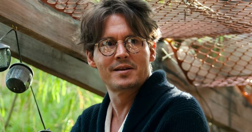 Old-School Cool: Johnny Depp’s Oliver Peoples Glasses from Transcendence
