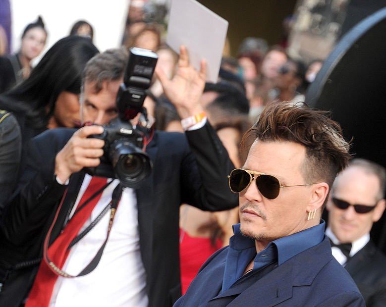 Aviator Chic: Johnny Depp in Ray-Ban at the Alice Through The Looking Glass Premiere