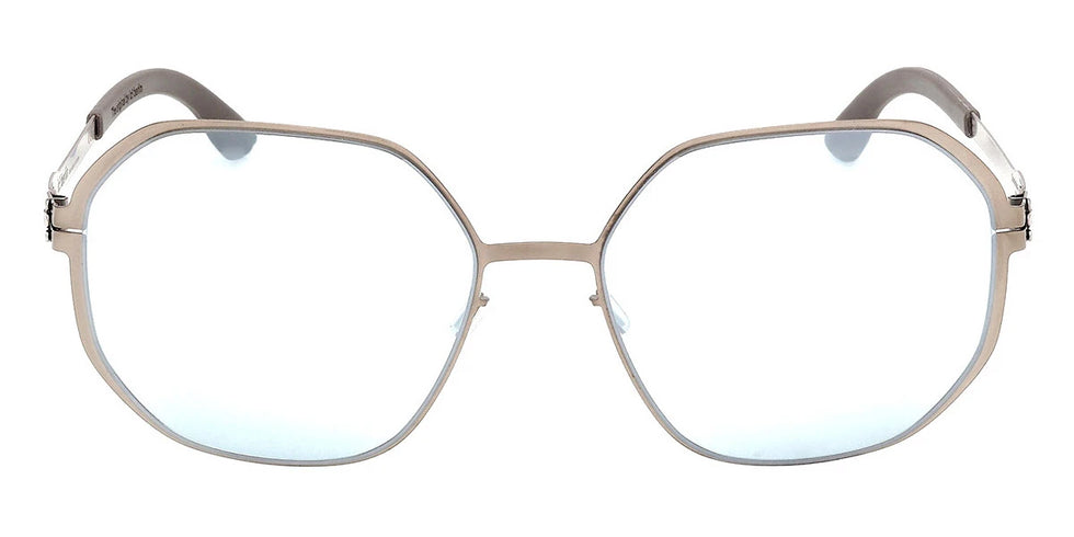 ic! berlin - Dominica