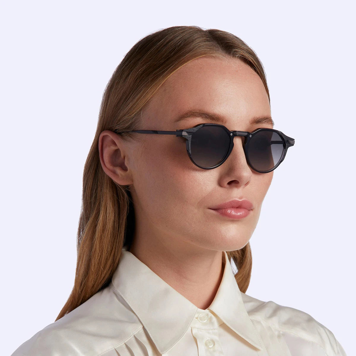 Movitra - AM 03 D Sun