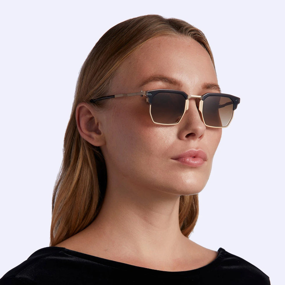 Movitra - Jonathan Sun