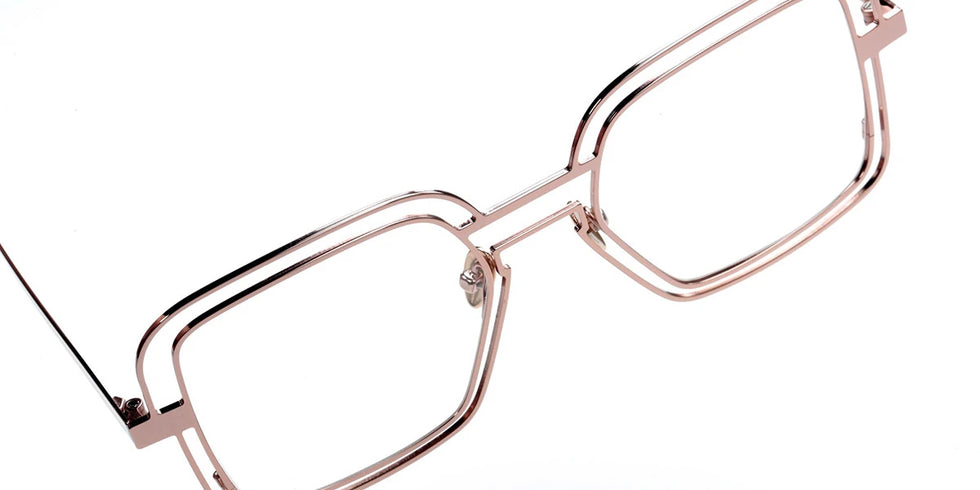 Sabine Be - Be Clush Wire