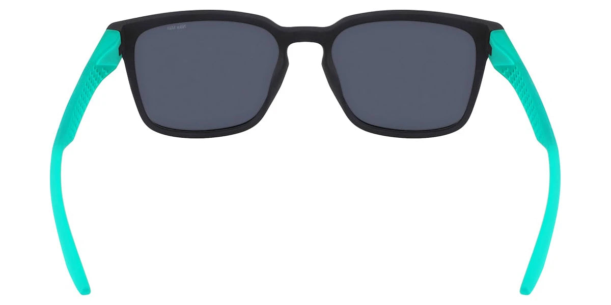 Nike - LIVEFREE ICONIC EV24012