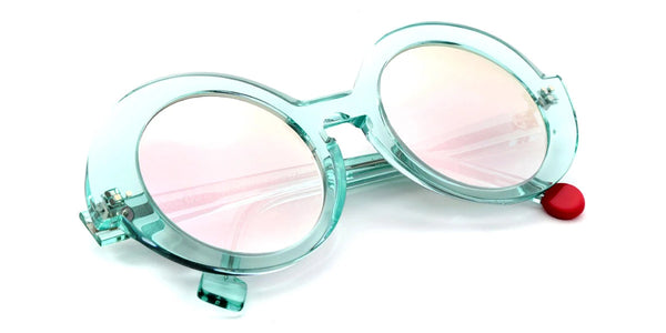 Shiny Translucent Turquoise / 51-25-145