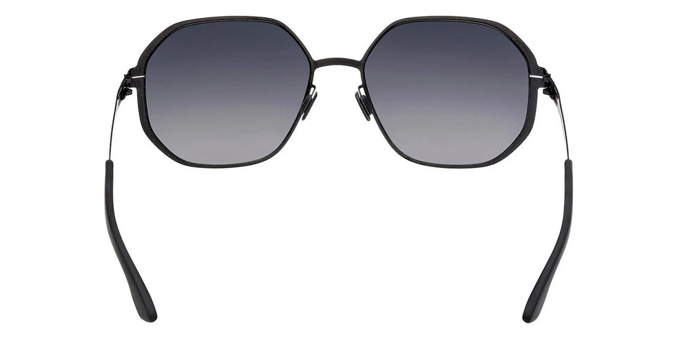 ic! berlin - Dominica