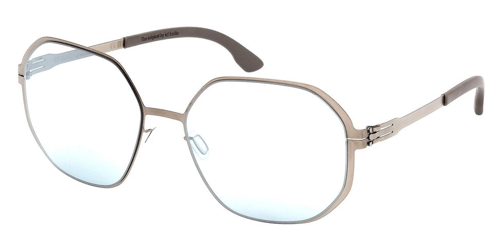 ic! berlin - Dominica