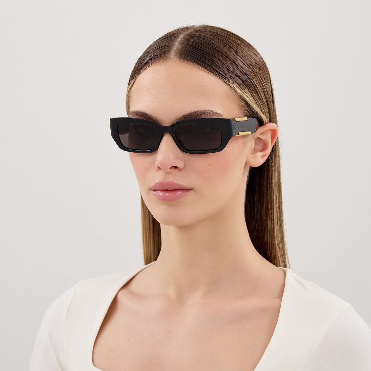 Bottega Veneta BV1406S Rectangle Sunglasses | EyeOns.com