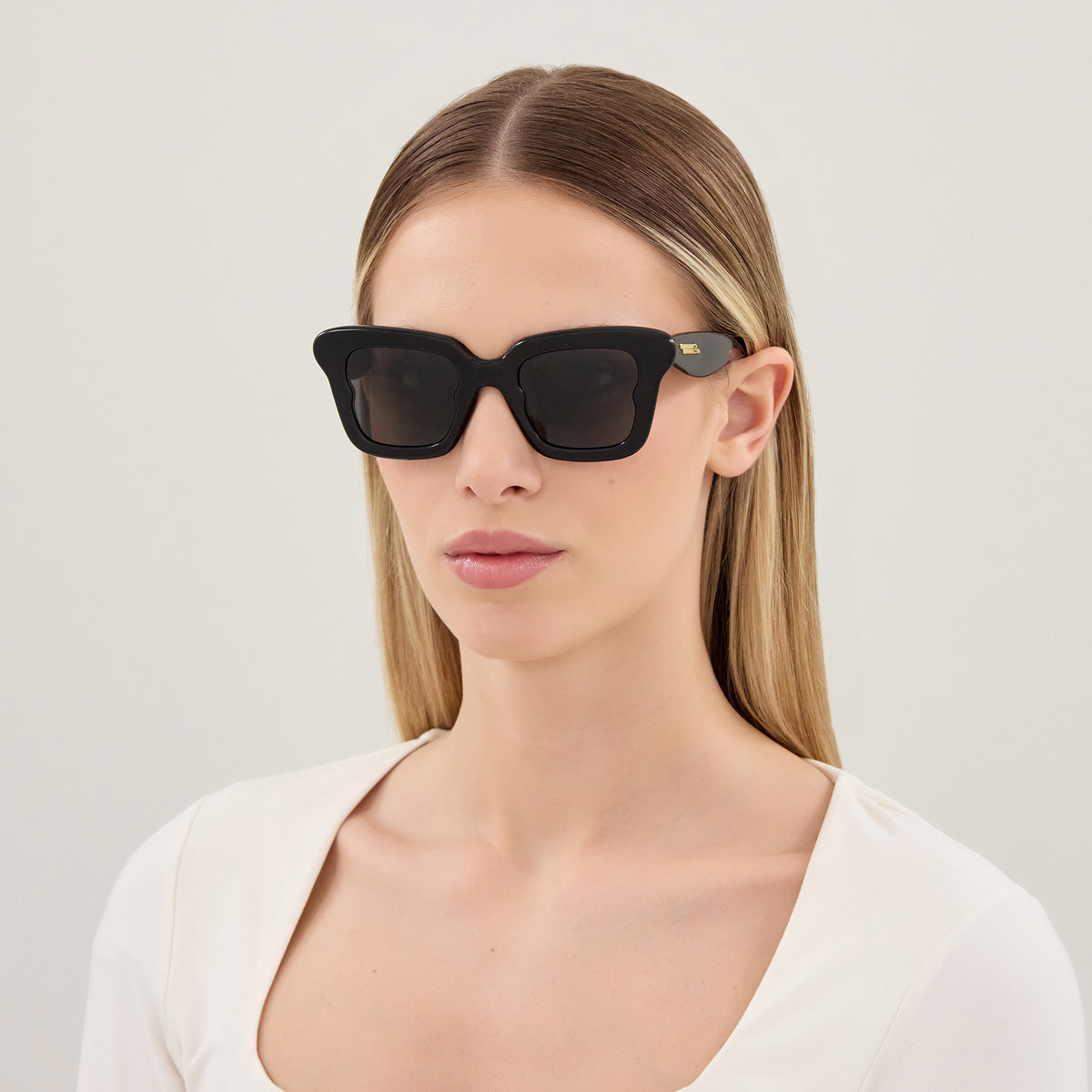 Bottega Veneta BV1493S 001 48 - Black / Gray #id:bv1493s001_s:100115