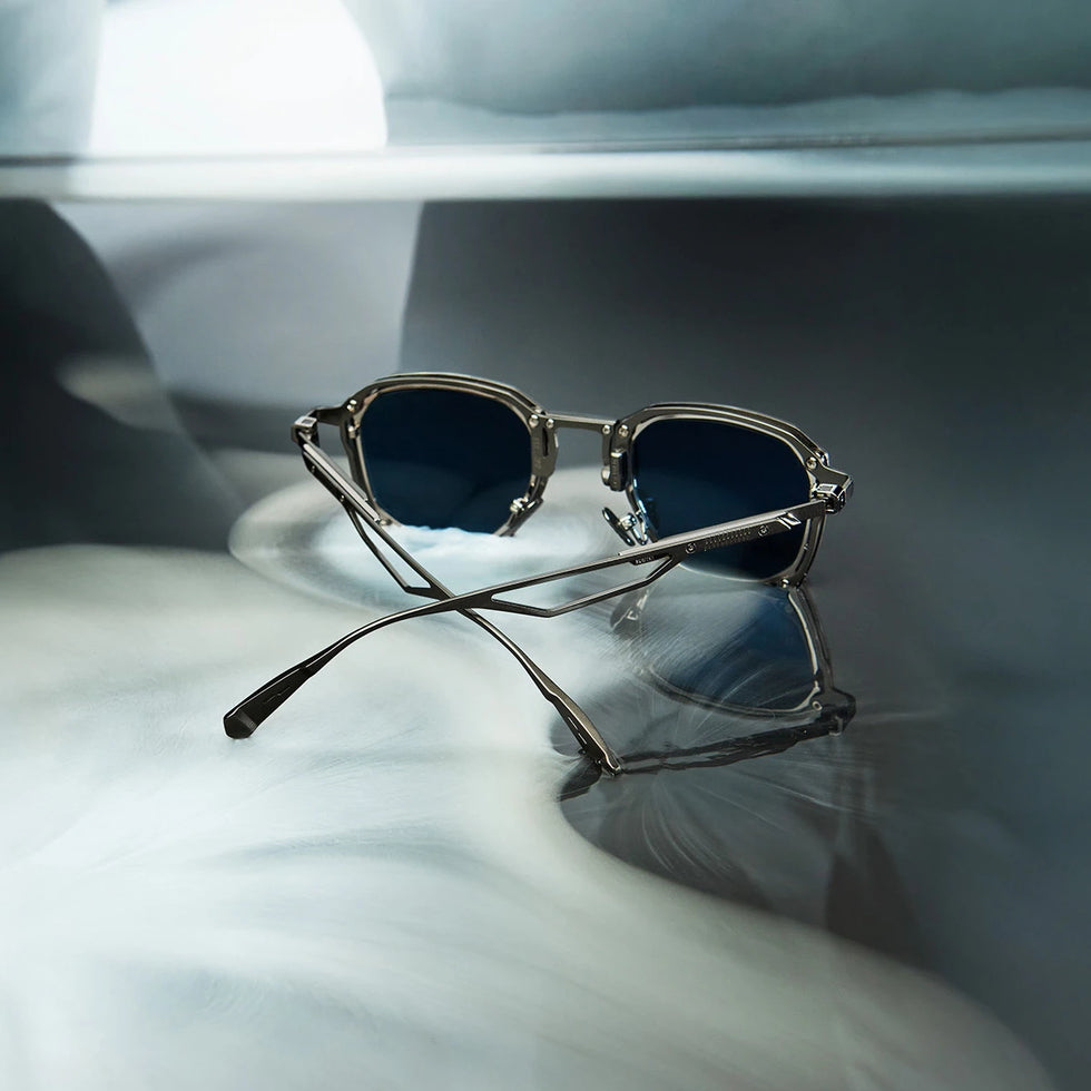 Movitra - Trinitas 01