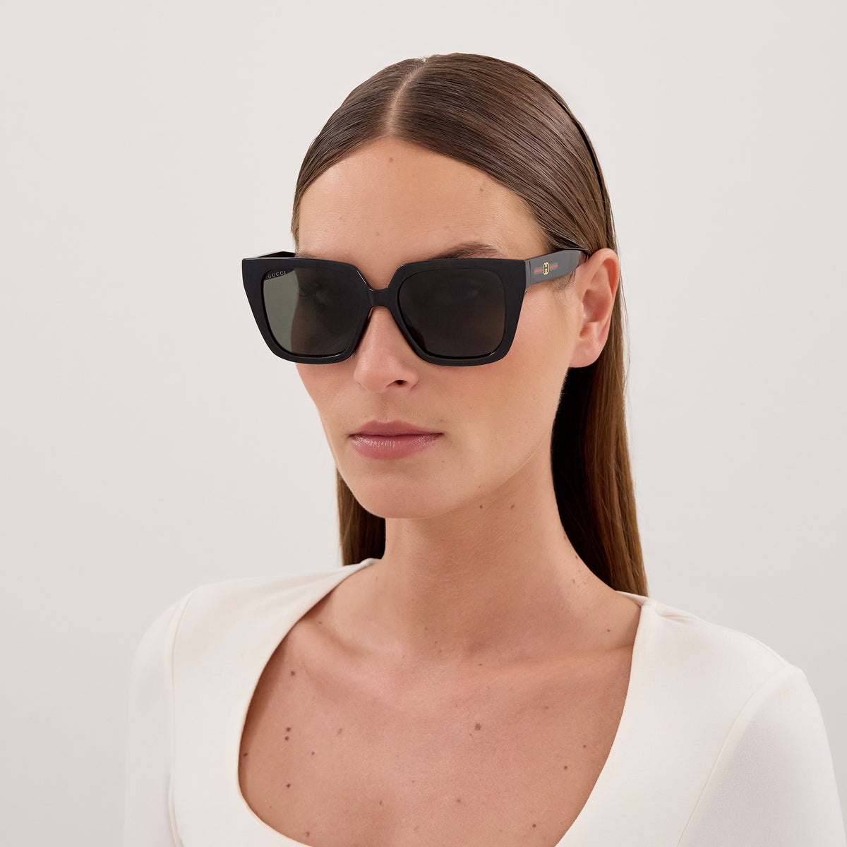 Gucci GG2102S 001 54 - Black / Gray #id:gg2102s001_s:100115