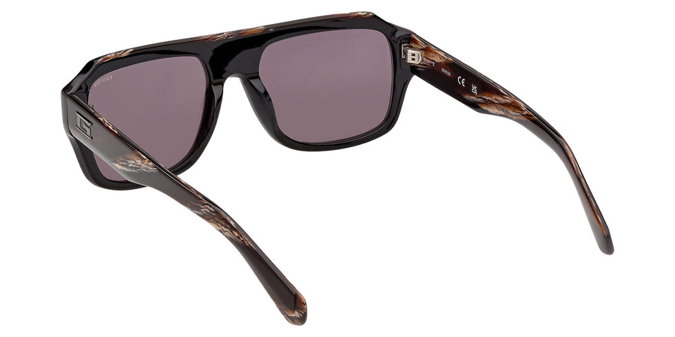 Guess GU00367 01A 56 - Shiny Black / Smoke #id:gu0036701a_s:100115